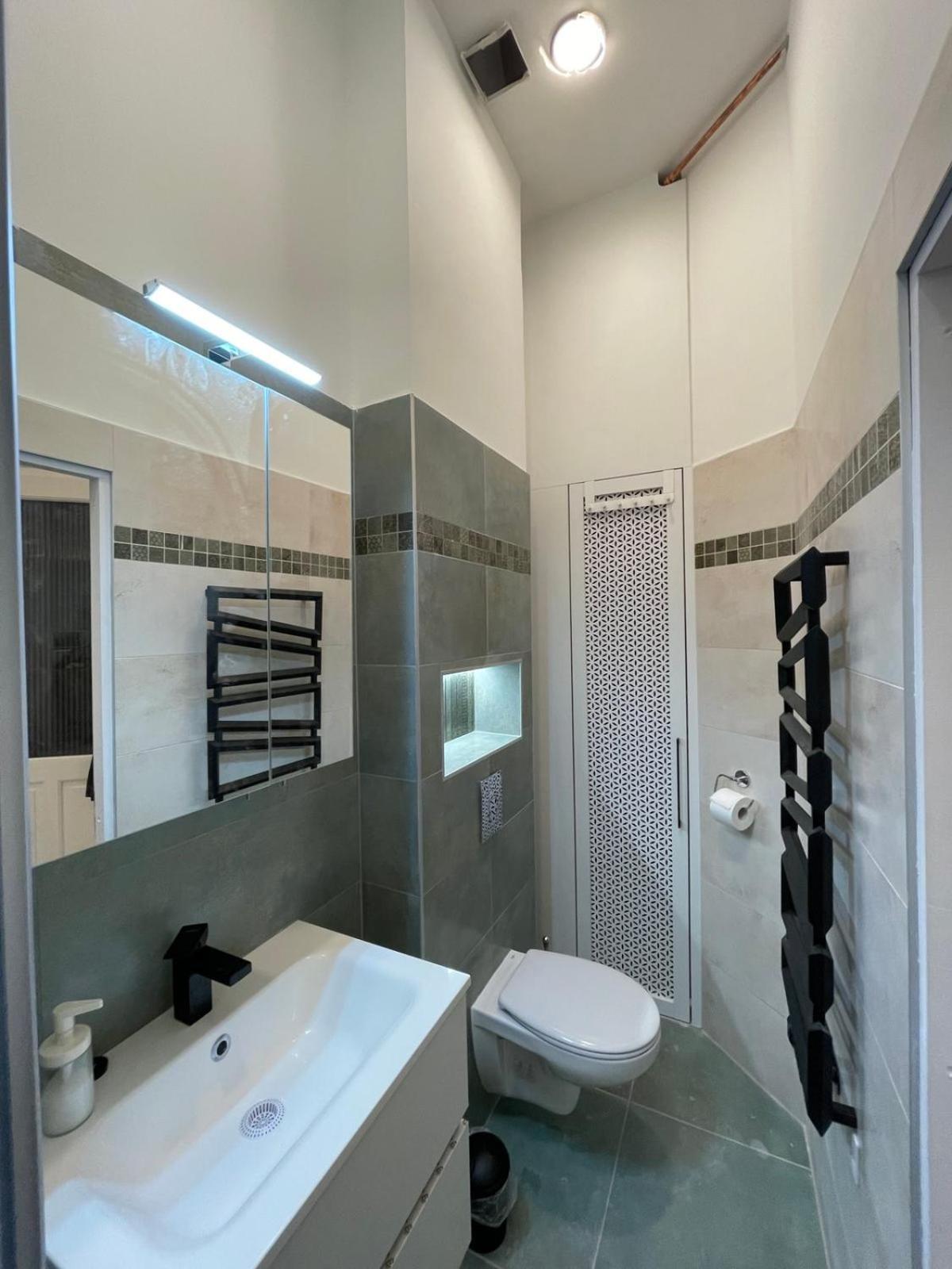 Szekely Apartment Near Deak Ferenc Square With Free Parking In Garage Budapest Exterior foto